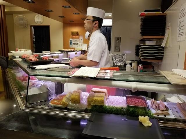 すしざんまい 東新宿店